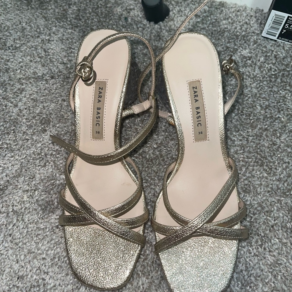 ZARA Perspex Block High Heel Sandals LIMITED ED Shoes GOLD Straps
